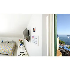 mamma-rosanna-2-studio-flat-in-amalfi-with-terrace.hotels-amalfi.com/